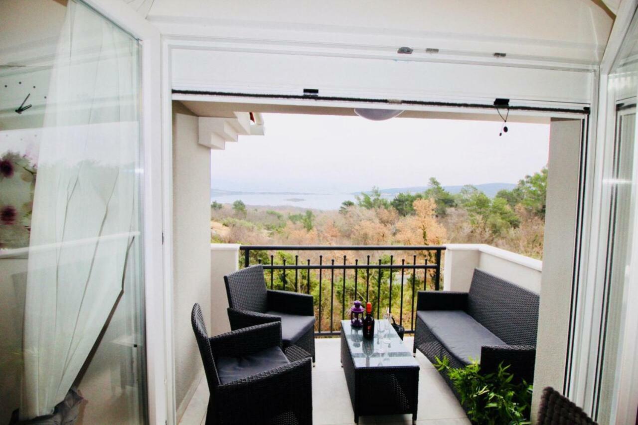 Apartments Ibis Čižići Εξωτερικό φωτογραφία