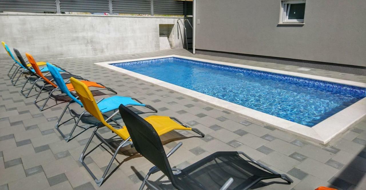 Apartments Ibis Čižići Εξωτερικό φωτογραφία