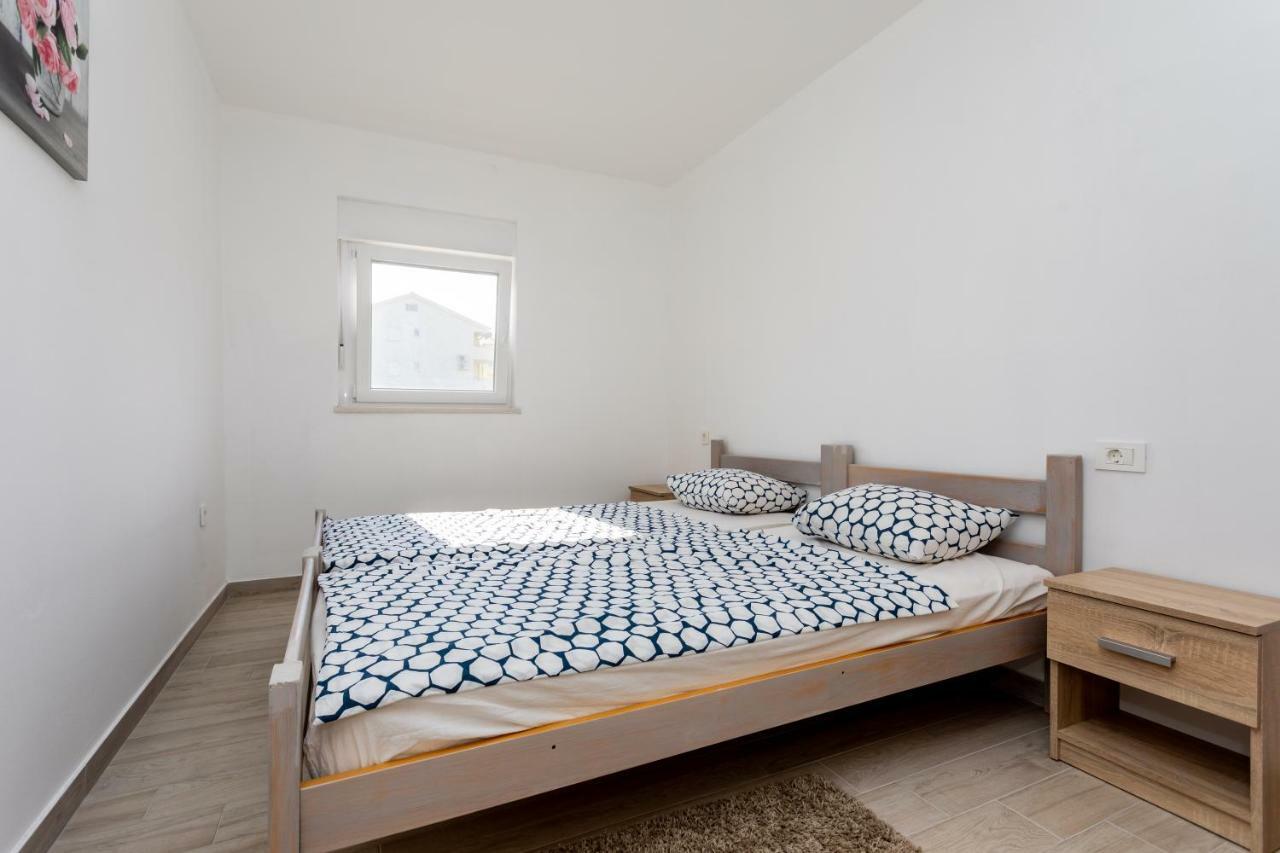 Apartments Ibis Čižići Εξωτερικό φωτογραφία