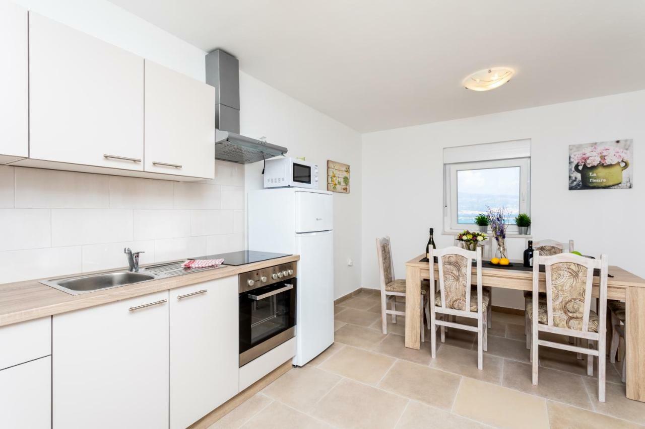 Apartments Ibis Čižići Εξωτερικό φωτογραφία