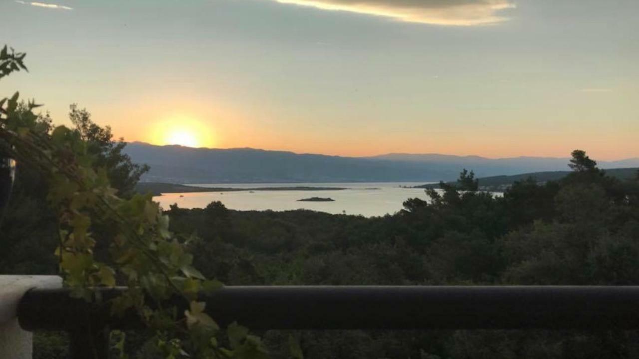 Apartments Ibis Čižići Εξωτερικό φωτογραφία